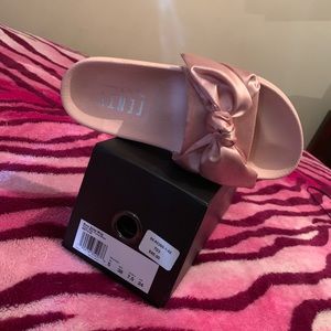 Fenty slides